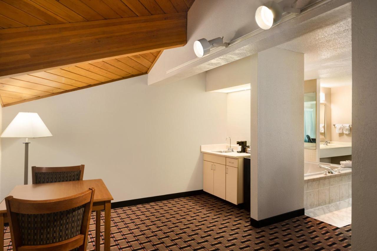 Baymont By Wyndham Warrenton Otel Dış mekan fotoğraf